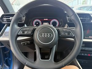 Audi A3 Limousine 35 TFSI Sport Edition <span class=keywords><strong>2022</strong></span> d'occasion, essence, berline, conduite à gauche, faible kilométrage, prête à être expédiée FOB - Product Image 4