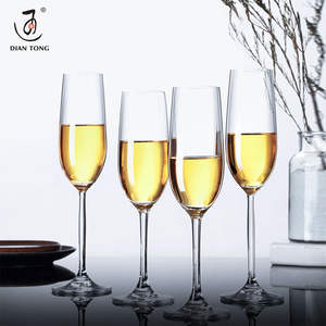 Dian Tong Flûtes à vin transparentes à long pied pour mariage et restaurant, lot de 6, avec logo personnalisé et bord doré - Product Image 3