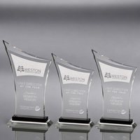 Nouvelle plaque en cristal de conception créative pour les cadeaux d'affaires