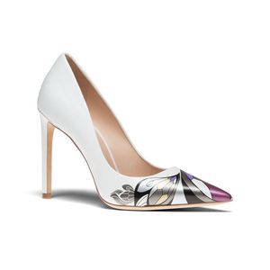 Suola in pelle con tacco argento in pelle marrone scarpe eleganti - Product Image 1