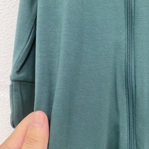 Tutina per Neonati in Tessuto di Bambù Personalizzata all'Ingrosso, Abbigliamento per Bambini in Cotone Biologico con Zip e Maniche Lunghe - Product Image 6