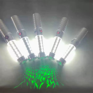 ホットな新しい人気のクラブバーパーティーイベントシャンパンボトルトッパー充電式レーザー<span class=keywords><strong>LED</strong></span>ボトルフラッシュスティック<span class=keywords><strong>LED</strong></span>スパークラーストロボバトン - Product Image 5