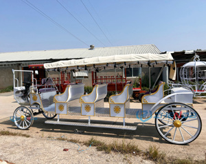 Popular <b>White</b> Royal Horse Carriage Manufacturer Wedding Vehicle Wagon Sightseeing Electric Horseless Carriage - Product Image 3