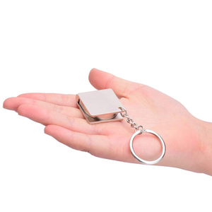 Mini cinta métrica retráctil de 1m, llaveros con cierre deslizante <span class=keywords><strong>para</strong></span> favores de fiesta de cumpleaños y bolsa de PP de uso diario, cinta de acero al carbono - Product Image 1