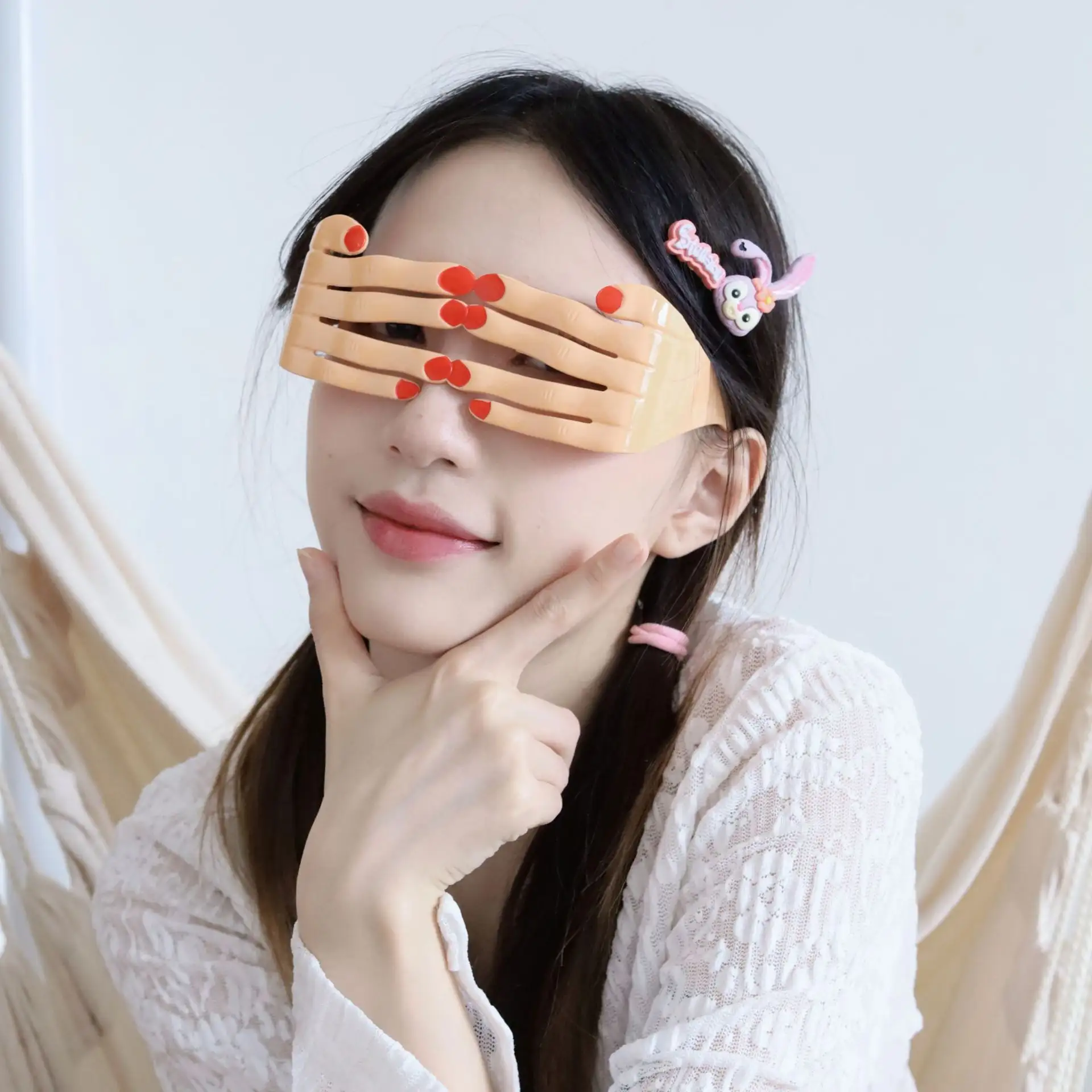 Novelty Fingers-Shaped Glasses Fancy Ball Eye Mask Bar Hen Party Decoration Supplies