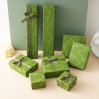 Nouveau design boîte à bijoux en carton émaillé sac à main vert foncé style rétro collier bague boucles d'oreilles bracelet boîte d'emballage pour bijoux
