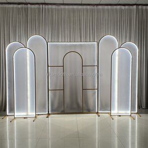 ฉากหลังงานแต่งงานดีไซน์ใหม่ สวยงาม พร้อมไฟ LED ตกแต่งซุ้มโค้ง - Product Image 4