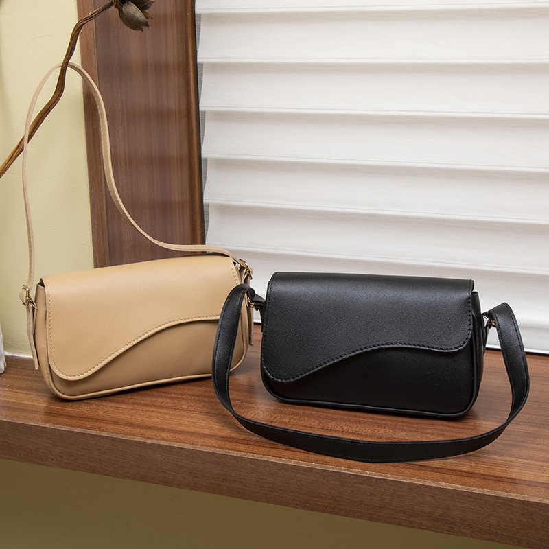 Fashion Saddle Handbag High end Textured