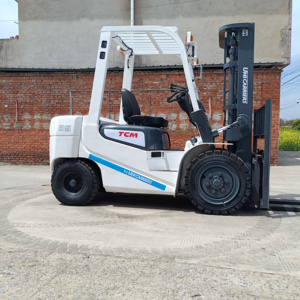 TCM 35 3.5 Tons Diesel Japan Isuzu <b>Engine</b> 2023 <b>Model</b> AWD/4X4 3m Lifting Height Reasonable Price Excellent - Product Image 4