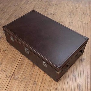 <span class=keywords><strong>Mesa</strong></span> <span class=keywords><strong>de</strong></span> Centro <span class=keywords><strong>de</strong></span> Cuero Estilo Americano con Marco <span class=keywords><strong>de</strong></span> Madera, Diseño Vintage Europeo <span class=keywords><strong>de</strong></span> Mediados <span class=keywords><strong>de</strong></span> Siglo, Superficie <span class=keywords><strong>de</strong></span> Cuero Genuino, Sin Ensamblaje - Product Image 6