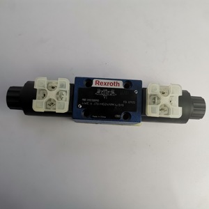 Vanne hydraulique Rexroth, vanne directionnelle à cartouche R901108990 4WE6J7X/HG24N9K4/B10 - Product Image 1