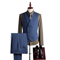 Costume Homme Haute Couture à Simple Boutonnage, Rayures Fines, Col Cranté, Style Italien Sophistiqué, Idéal pour les Affaires