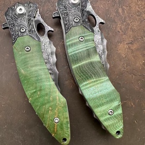 Couteau tactique personnalisable Green Demon, acier inoxydable de haute qualité, lame fixe, étui industriel, design en bois stable. - Product Image 5