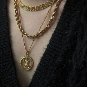 Collier à pendentif pour homme en or et en acier inoxydable, médaille catholique vintage de Saint Christophe Protect Us - Product Image 6