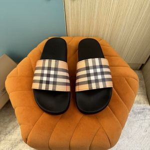 Lusso <span class=keywords><strong>uomo</strong></span> moda sandali eleganti da <span class=keywords><strong>spiaggia</strong></span> per pantofole accettando ordini all'ingrosso di fabbrica - Product Image 1