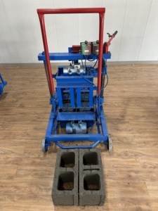 Máy làm trứng di động 2-45 có thể tùy chỉnh khuôn cho gạch lồng vào nhau, gạch lát vv - Product Image 5