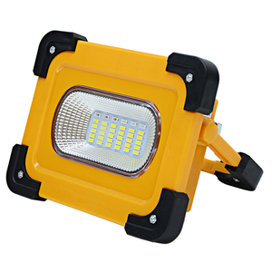 Bán buôn ngoài trời 60 watt Cắm Trại Di động năng lượng mặt trời có thể sạc lại tích hợp <span class=keywords><strong>Led</strong></span> tiết kiệm năng lượng đèn pha màu vàng - Product Image 6