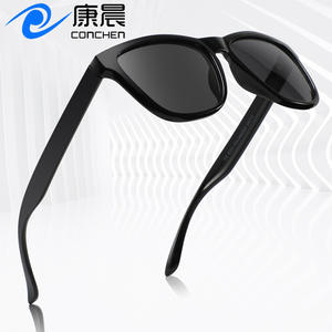 Gafas de Sol Clásicas de Plástico Reciclado UV400, Gafas de Conducir Polarizadas para Hombre, Montura Negra, Lentes TAC, Protección Solar para Viajes - Product Image 2