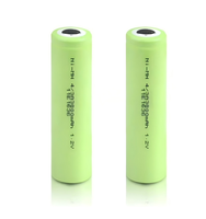 Baterai NiMH 17670 4/3A 1.2V 3800mAh. Cocok untuk perangkat dengan kebutuhan drainase tinggi. Tersedia juga dalam kapasitas 3700mAh, 3600mAh, dan 3500mAh.