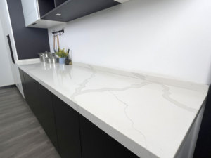 <span class=keywords><strong>Mobili</strong></span> da <span class=keywords><strong>Cucina</strong></span> Modulari Moderni su Misura con Base Laccata e Ante in Melaminico, Cerniere e Rubinetto per Hotel - Product Image 4