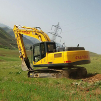 Excavatrice sur chenilles CHANGLIN 25 tonnes, moteur Cummins, vérins hydrauliques Kawasaki, commande PLC, capacité de la benne de 1,2 m³, haute efficacité