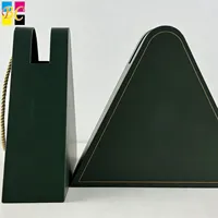 Scatola Regalo Rigida Triangolare Premium Personalizzata dal Fornitore di Fabbrica, Robusta, per Fiere e Negozi di Cosmetici, con Manico in Corda di Cotone