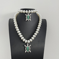 Bijoux de la sororité Iota Phi Lambda, bracelet et collier avec breloque en émail vert, imitation perles, cadeau pour femmes, mariages et fêtes