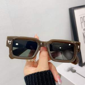 OEM nueva <span class=keywords><strong>moda</strong></span> gafas <span class=keywords><strong>de</strong></span> sol <span class=keywords><strong>de</strong></span> <span class=keywords><strong>cara</strong></span> <span class=keywords><strong>redonda</strong></span> <span class=keywords><strong>para</strong></span> mujeres y hombres verano UV <span class=keywords><strong>lentes</strong></span> polarizadas PC Marco en línea estilo <span class=keywords><strong>de</strong></span> celebridad 3709 - Product Image 5