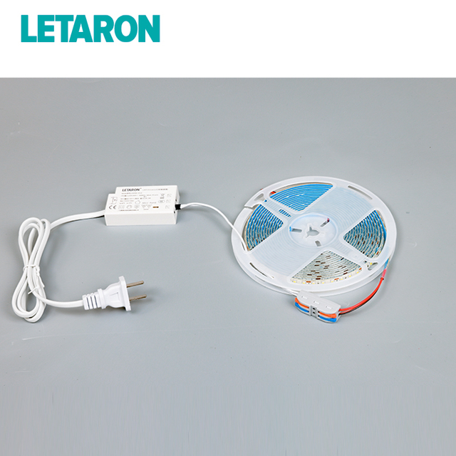 Ultra-Slim 6W 15W 12V DC Energy Efficient Built-in Input Cable Waterproof 5-Channel RGBAW LED Driver Power Supply Flood Light