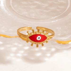 Bague en pierre naturelle en forme de flèche, plaquée or 18 carats, sertie de pierres, design géométrique, bijoux unisexe, cadeau - Product Image 4