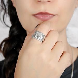 Anillos de Plata con Patrón de Estrella H252, Chapados en Plata 925, Joyería de Moda Unisex, Regalo para Ella y Él, Juego de Anillos Apilables - Product Image 3