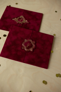 Sang trọng cổ điển Burgundy nhung thân thiện với môi lời mời đám cưới bỏ túi phong bì thư mục lá vàng tốt nghiệp giáng sinh năm mới - Product Image 3