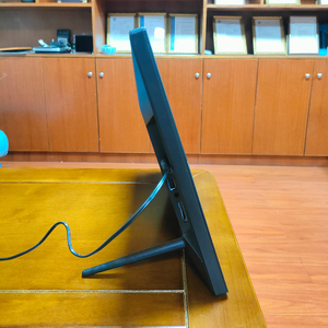 Đồng hồ kỹ thuật số LED 15 inch hiển thị video dành cho người bị chứng mất trí nhớ, hỗ trợ hiển thị tuần/tháng/năm với chữ lớn và chức năng phát video - Product Image 4