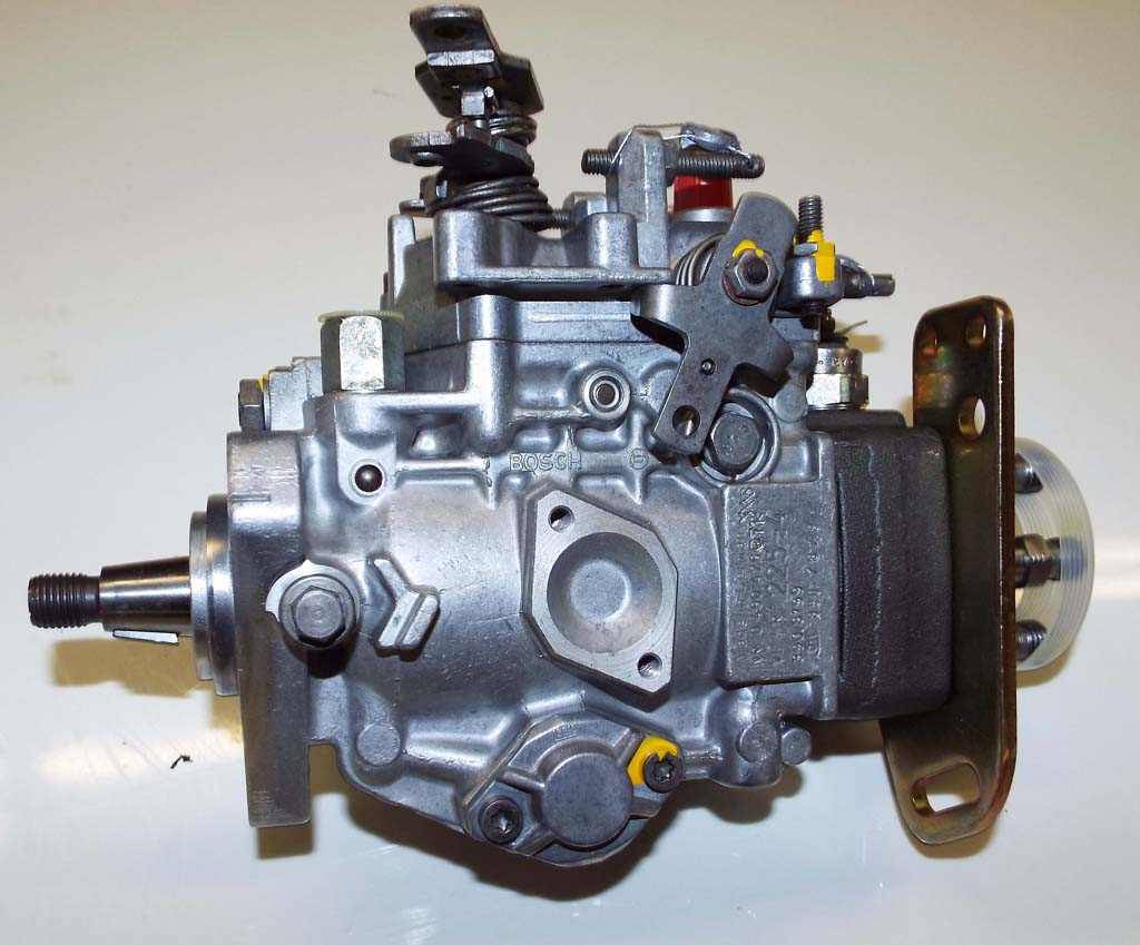 0460426167 injection pump 0460426167 3916972 common rail pump 0460426167 3916972 for cummins high quality auto parts 3916972