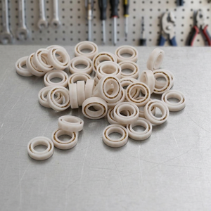 Roulement à billes en céramique Peek 6002/6202 15x20x15mm P5 Précision Conception ouverte ZrO - Product Image 1