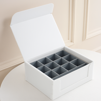 Boîte de séparation de bouteilles en plastique ondulé PP durable en nid d'abeille pour le stockage de la verrerie à vin Solution d'emballage personnalisée