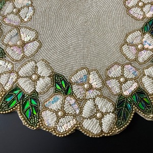 Sous-plat rond perlé à motifs floraux, exportateur indien, pour mariage et décoration, disponible à prix raisonnable - Product Image 6