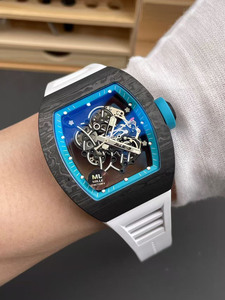 Reloj de Hombre 055 de Diseño de Lujo, Correa de Caucho Natural de Alta Calidad, Esqueletizado, Mecánico Automático, Resistente a los Golpes - Product Image 3