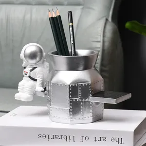Porte-crayon d'astronaute en résine, 1 pièce, Design Unique, école à domicile, mignon, porte-stylo fantaisie amusant, cadeau pour enfant