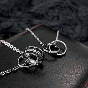 Bijoux <span class=keywords><strong>de</strong></span> mode Homme Femme Double Anneaux En Acier Inoxydable Zircon Pendentif Colliers pour Peau Sensible Chaîne Collier - Product Image 3