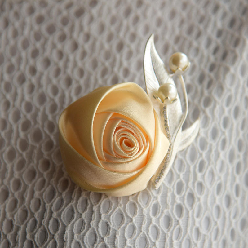 Fabric Flower Brooch Pin Rose Corsage Men Women Coat Exquisite