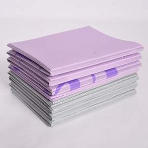 Tapetes de Yoga Plegables de PVC Portátiles de Color Morado Claro de 173*61*0.5CM para Entrenamiento al Aire Libre, Suministro de Fábrica - Product Image 2
