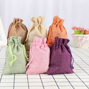 Petit sac cadeau en lin coloré avec cordon de serrage pour bijoux, sac vide pour emballage de bijoux - Product Image 5