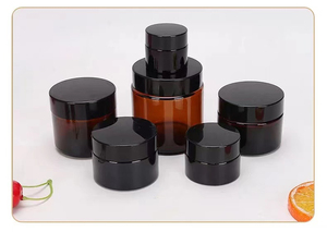 Envases de Lujo para el Cuidado de la Piel - Frascos de Vidrio con Tapa de Rosca de 5g-50g con Acabado Dorado - Product Image 6