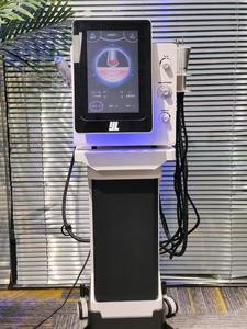 Máquina de Inyección sin Agujas de Alta Presión para Reducir Poros, 7 en 1, Dermoabrasión, Cuidado Facial Iluminador - Product Image 4