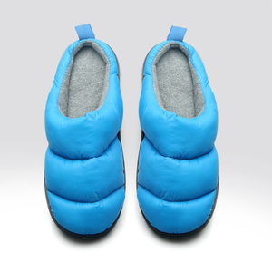 Pantuflas Antideslizantes con Suela de Goma para Interiores y Exteriores para Hombre - Product Image 2
