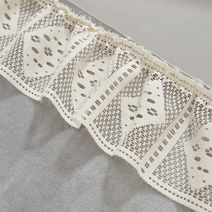 <span class=keywords><strong>Tende</strong></span> Oscuranti di Lusso DaiRui in Velluto Olandese Spesso con Bordo in Pizzo Arricciato, Pannelli Termoisolanti con Occhielli Colore Champagne, Vendita all'Ingrosso - Product Image 4