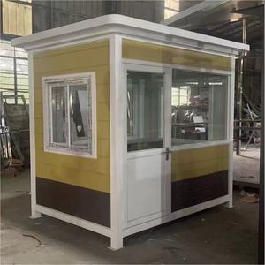 Cabine de sécurité mobile extérieure en acier revêtu de métal avec finition imitation bois, design contemporain, construction durable - Product Image 1