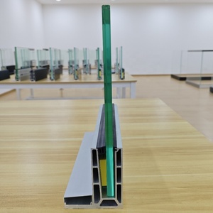 Barandilla de vidrio laminado templado Villa Balaustrada de vidrio completo Valla de vidrio templado - Product Image 3