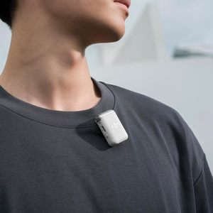 ไมโครโฟนไร้สาย DJI Mic 2 พร้อมหน่วยความจำภายใน 8GB บันทึกเสียงแบบ 32-Bit Float สำหรับการสัมภาษณ์และพอดแคสต์ - Product Image 4